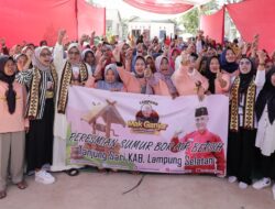 Sukarelawan Mak Ganjar Serahkan Bantuan Sumur Bor Bagi Warga Lampung