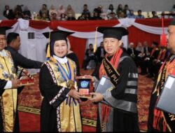 Kepala BPKAD Provinsi Lampung Lulus Program Doktor Ilmu Ekonomi FEB Unila