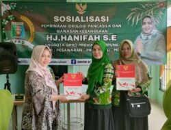 Simak, Anggota DPRD Lampung Hanifah Sambangi Warga Pesawaran