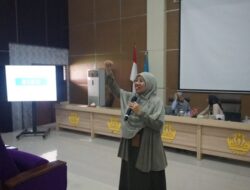 UPT Bahasa Gelar Lokakarya Penggunaan Bahasa Indonesia di Ruang Publik bagi Mahasiswa