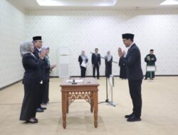 Rektor Unila Lantik Pejabat Fungsional Baru