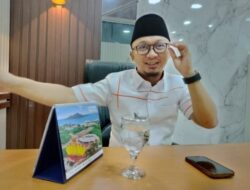 Syukron: Pengangkatan Petugas MBG Jadi Pegawai Pemerintah Disorot, Guru Honorer Dinilai Lebih Prioritas
