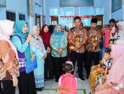 TP PKK Pesawaran Dorong Upaya Pencegahan Stunting Lewat Pelayanan KB Keliling