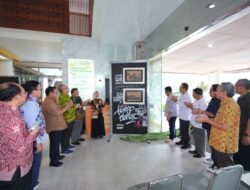 Unila Helat Pameran Retrospektif “Unila Tempo Doeloe” di Rektorat Semarak Dies Natalis ke-61