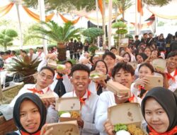 Makan Siang Gratis Warnai PKKMB FISIP, Hadirkan Kenyamanan bagi Maba 2026