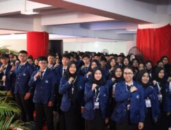 PKKMB FEB 2026 Gaungkan Semangat Lulus Tepat Waktu Lewat Global Student Sprint